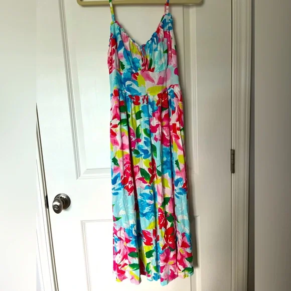 Old Navy Fit & Flare Smocked Floral Midi Dress - Picture 2 of 5